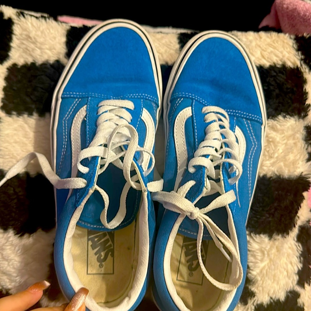Preloved, old-school VANS in electric blue. Men’s size 8 1/2/women’s size 10.